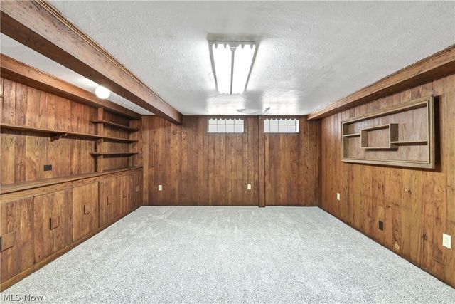 6214 Snow Road, Parma, OH 44129