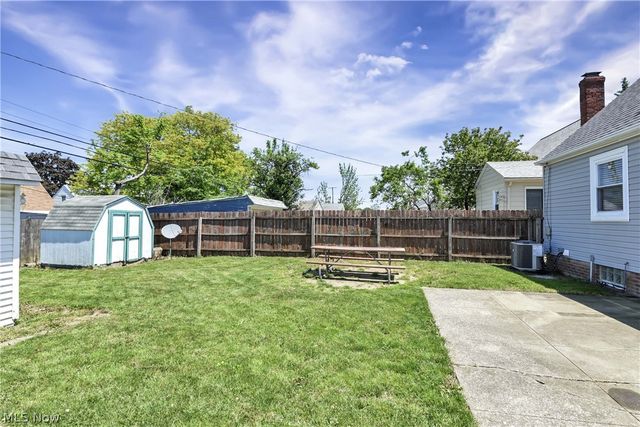 6214 Snow Road, Parma, OH 44129