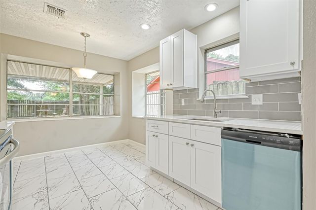 3527 Acorn Springs Lane, Spring, TX 77389