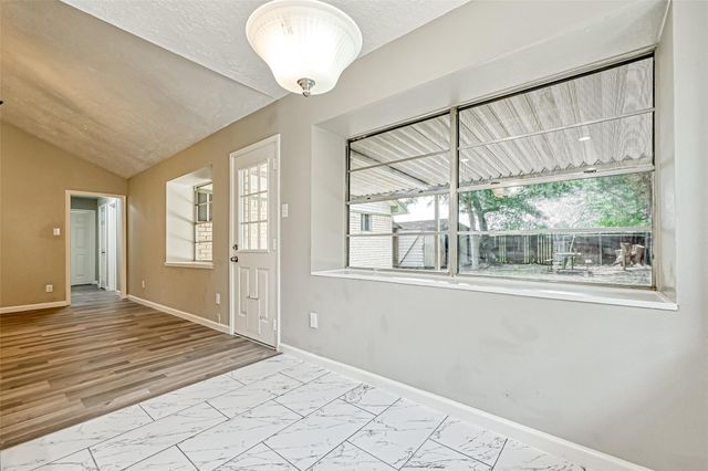 3527 Acorn Springs Lane, Spring, TX 77389