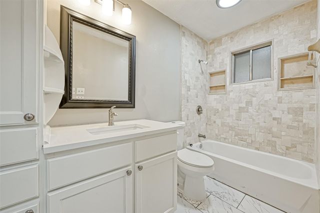 3527 Acorn Springs Lane, Spring, TX 77389