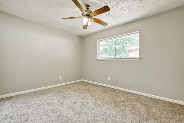 3527 Acorn Springs Lane, Spring, TX 77389