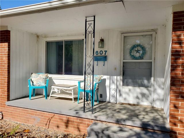 607 Christopher Street, Warrensburg, MO 64093