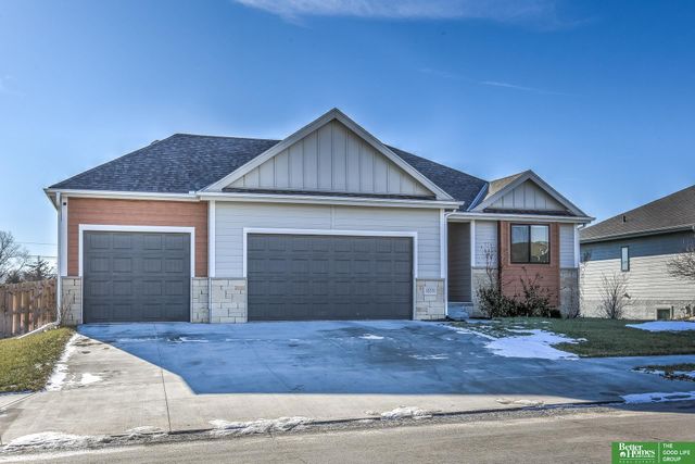 18311 Patrick Avenue, Elkhorn, NE 68022