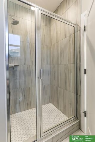 18311 Patrick Avenue, Elkhorn, NE 68022