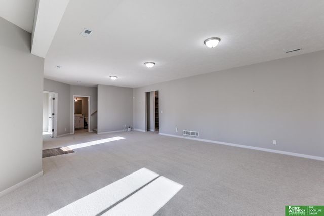 18311 Patrick Avenue, Elkhorn, NE 68022