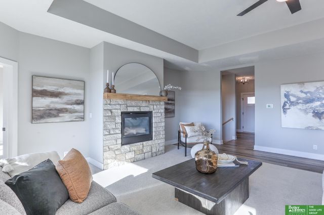 18311 Patrick Avenue, Elkhorn, NE 68022