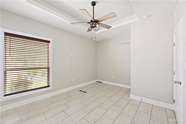 1715 N Chapel Hill, Edinburg, TX 78541