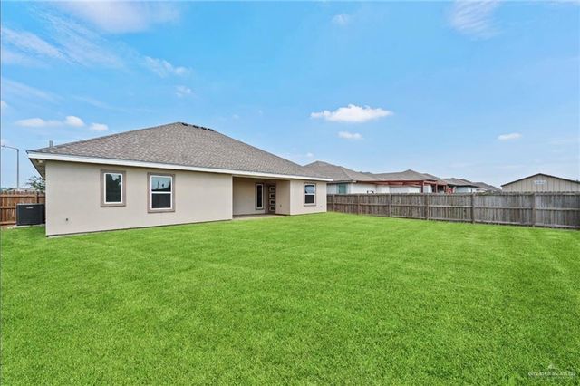 1715 N Chapel Hill, Edinburg, TX 78541
