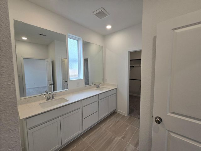 909 Capracotta Drive, Huffman, TX 77336