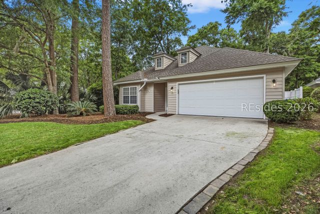 51 E Morgan Ct, Hilton Head Island, SC 29926