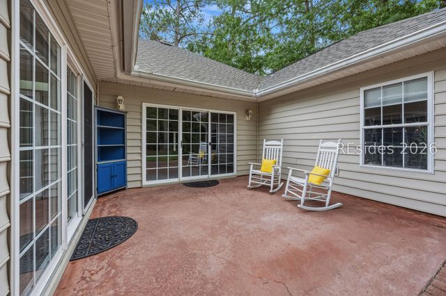 51 E Morgan Ct, Hilton Head Island, SC 29926