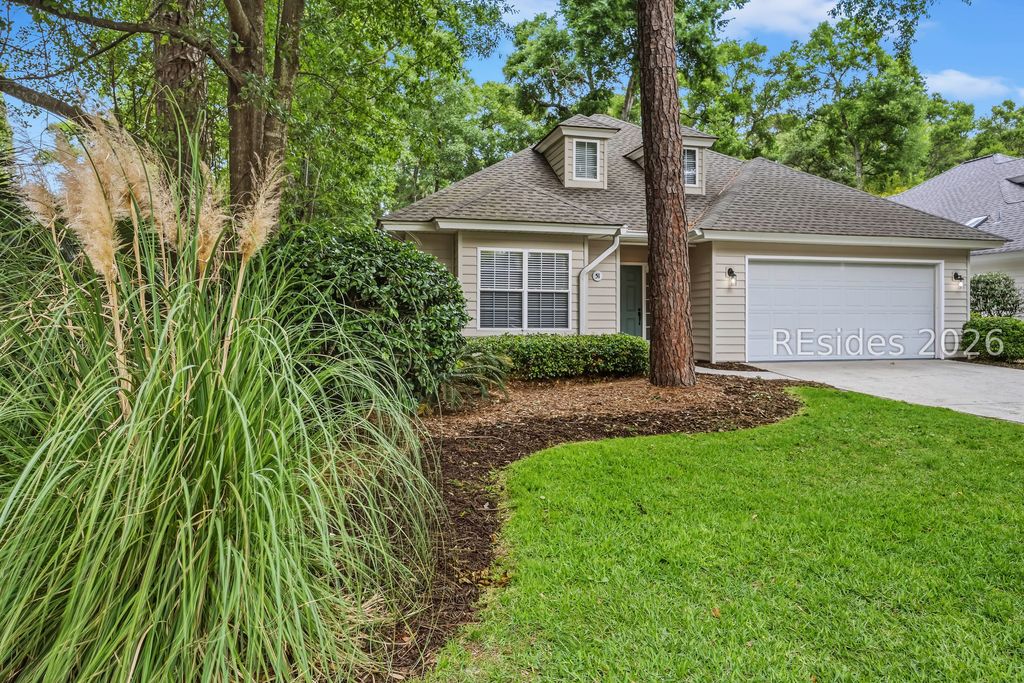 51 E Morgan Ct, Hilton Head Island, SC 29926