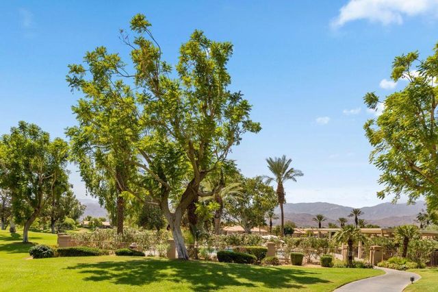 20 Pebble Beach Drive, Rancho Mirage, CA 92270