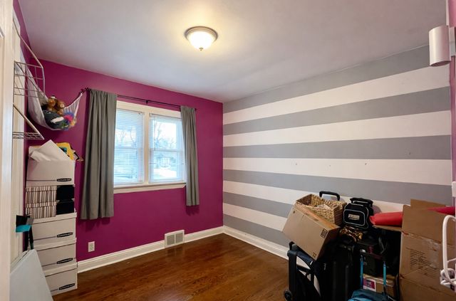 8009 Lavergne Avenue, Burbank, IL 60459