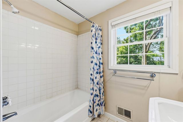 63 N 31st Street, Battle Creek, MI 49015