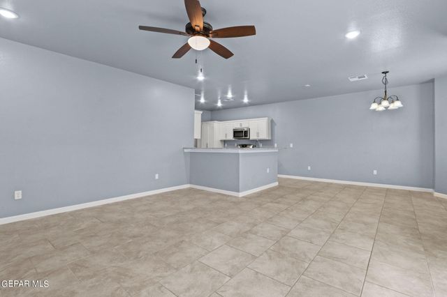 14733 Horizon Vista Avenue, Horizon City, TX 79928
