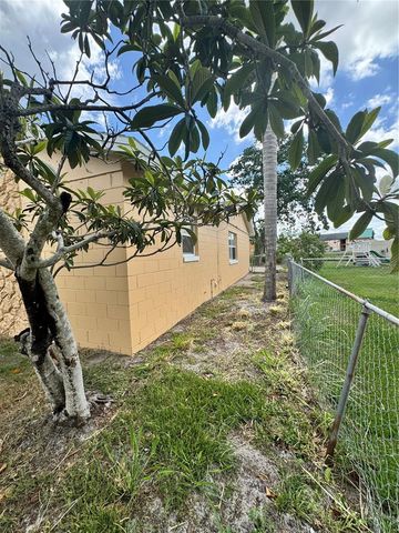 5693 TULIP AVENUE, Orlando, FL 32839