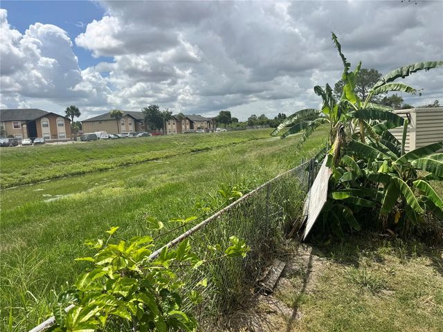 5693 TULIP AVENUE, Orlando, FL 32839