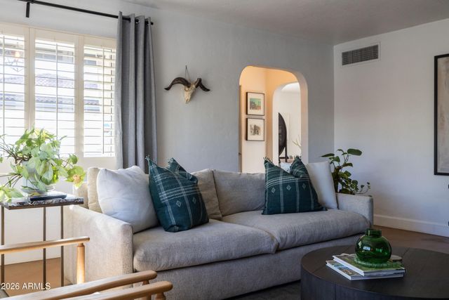 315 W EDGEMONT Avenue, Phoenix, AZ 85003