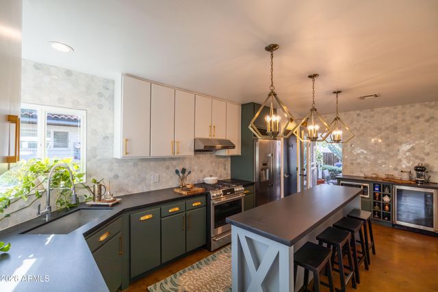 315 W EDGEMONT Avenue, Phoenix, AZ 85003