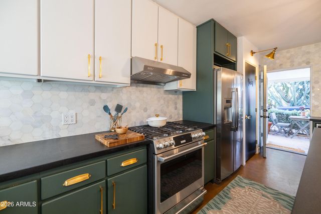 315 W EDGEMONT Avenue, Phoenix, AZ 85003