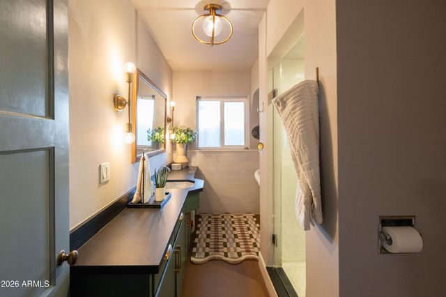 315 W EDGEMONT Avenue, Phoenix, AZ 85003