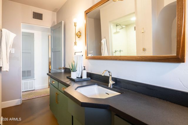 315 W EDGEMONT Avenue, Phoenix, AZ 85003