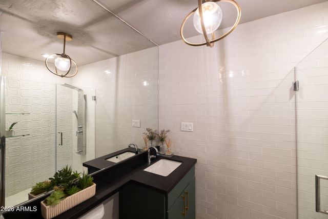 315 W EDGEMONT Avenue, Phoenix, AZ 85003