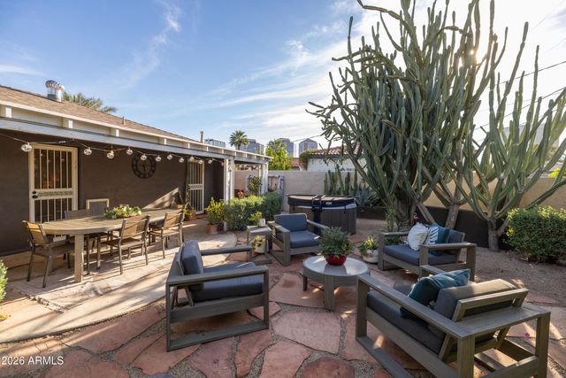 315 W EDGEMONT Avenue, Phoenix, AZ 85003