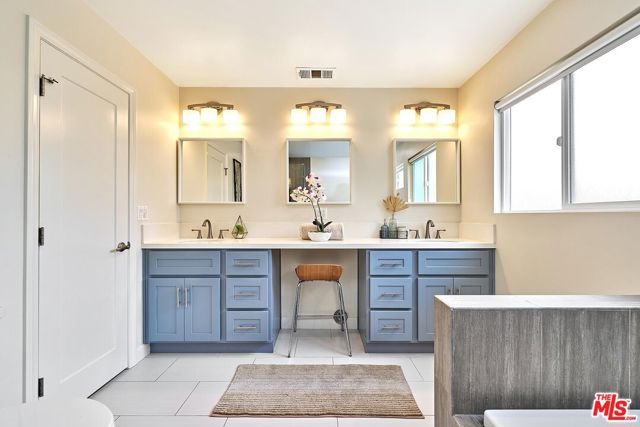 12041 Weatherby Road, Los Alamitos, CA 90720