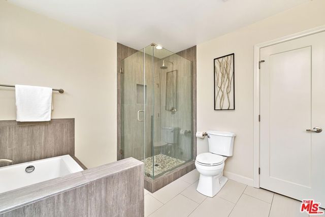 12041 Weatherby Road, Los Alamitos, CA 90720