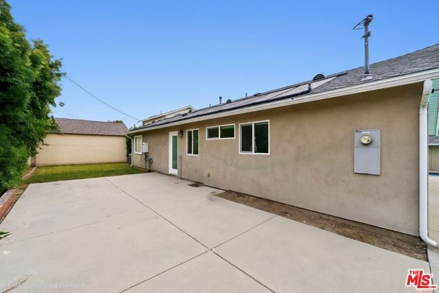 12041 Weatherby Road, Los Alamitos, CA 90720