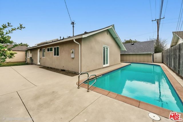 12041 Weatherby Road, Los Alamitos, CA 90720