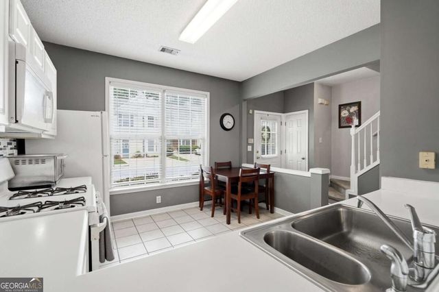 4079 Howell Park Road, Duluth, GA 30096