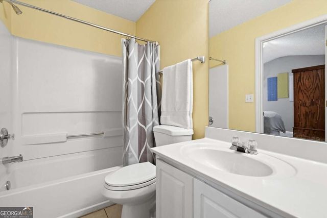 4079 Howell Park Road, Duluth, GA 30096