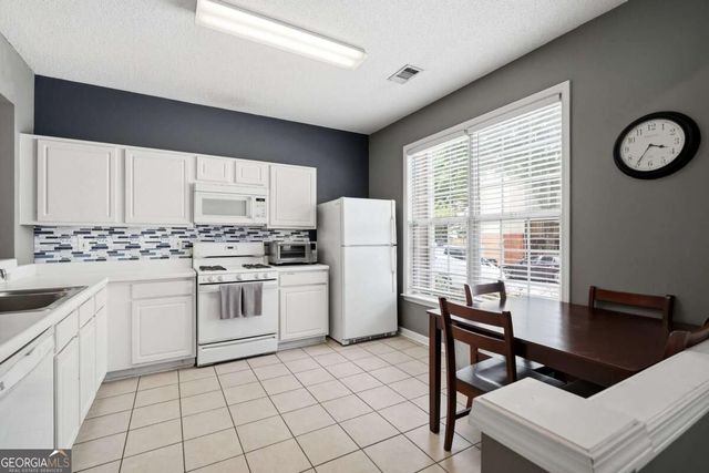 4079 Howell Park Road, Duluth, GA 30096