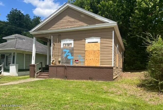 721 Adams Street, Vicksburg, MS 39183