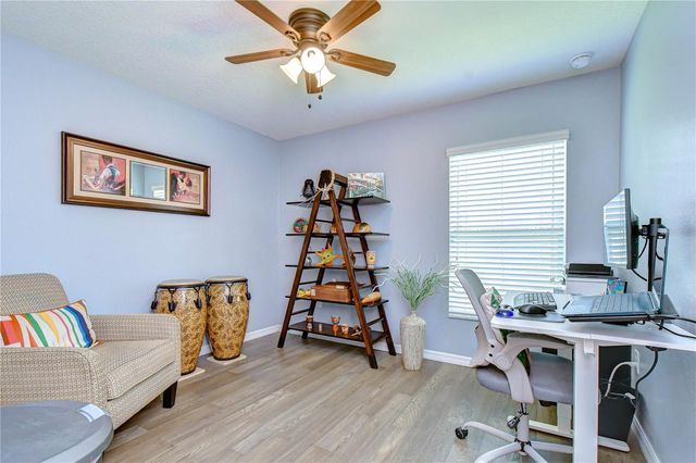 6820 HAZELNUT SPICE DRIVE, Sun City Center, FL 33573