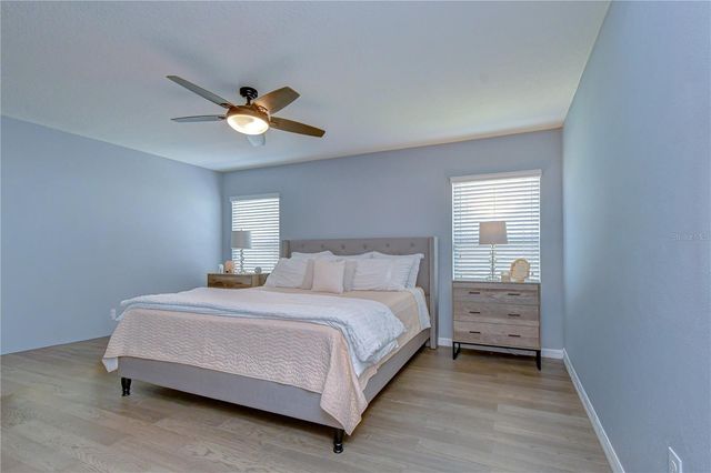 6820 HAZELNUT SPICE DRIVE, Sun City Center, FL 33573