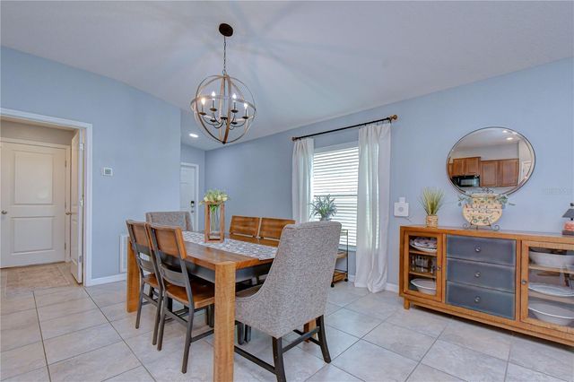 6820 HAZELNUT SPICE DRIVE, Sun City Center, FL 33573