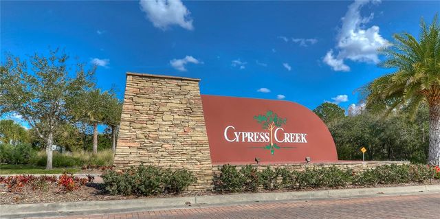 6820 HAZELNUT SPICE DRIVE, Sun City Center, FL 33573
