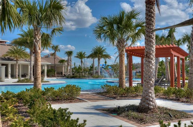 6820 HAZELNUT SPICE DRIVE, Sun City Center, FL 33573