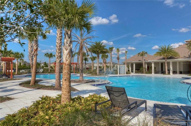 6820 HAZELNUT SPICE DRIVE, Sun City Center, FL 33573