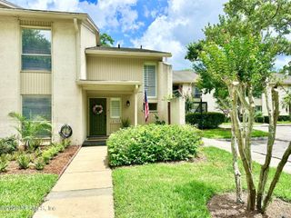 10102 LEISURE Lane N, 35, Jacksonville, FL 32256