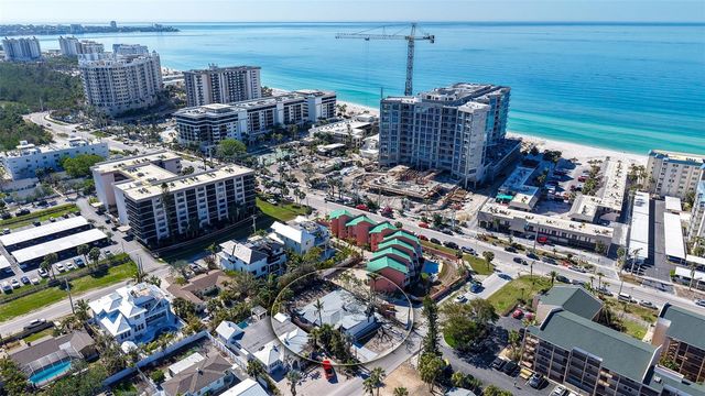 132 HARRISON DRIVE, Sarasota, FL 34236