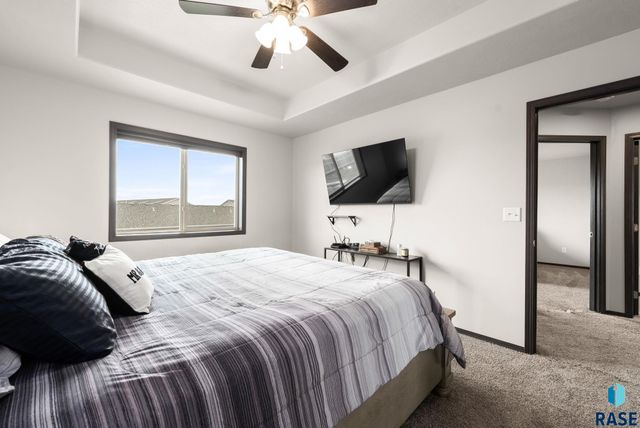 647 Ross St Street, Harrisburg, SD 57032