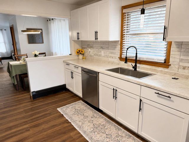 1147 Logan AVENUE, Sheboygan, WI 53083