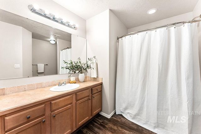 5966 N Silver Maple Ave, Meridian, ID 83646