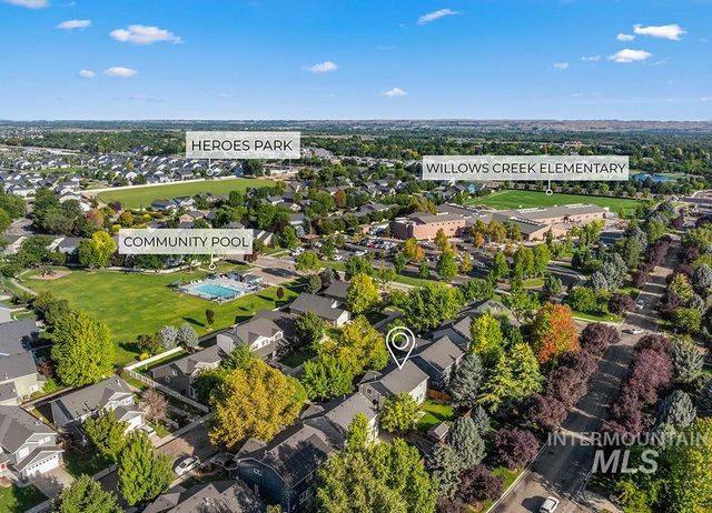 5966 N Silver Maple Ave, Meridian, ID 83646